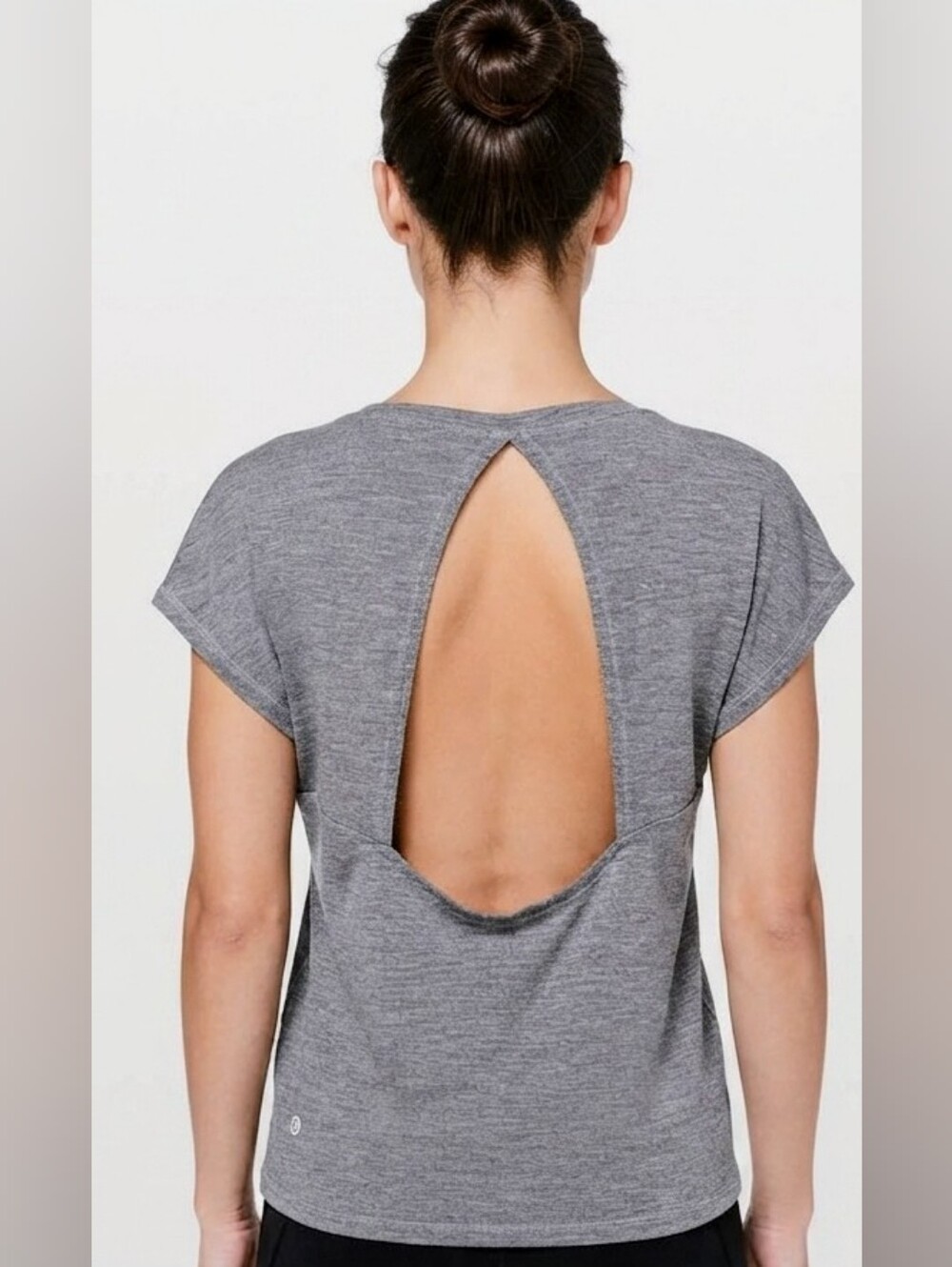 Lululemon Heather Gray Open Cutout Back Tank Top Size 4 EUC